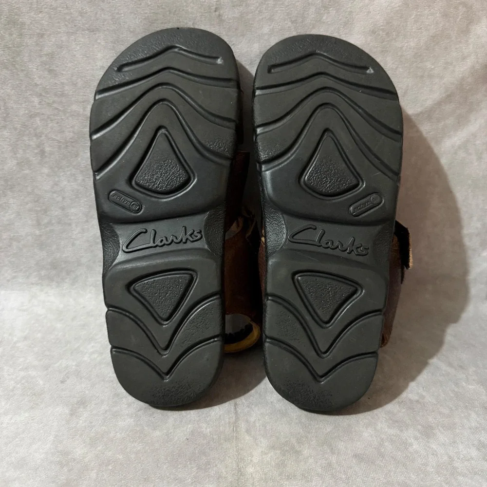 Clarks Fisherman Sandals Mens 8 Brown Good Leather Active Air Made in Italy